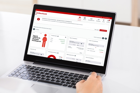 Oberbank Kundenportal am Laptop