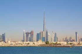 Die Vereinigten Arabischen Emirate – der Öl-Gigant in Transformation