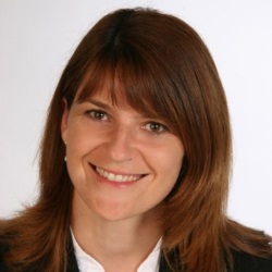 Michaela Wieninger, Bankberaterin Filiale Wien-Liesing