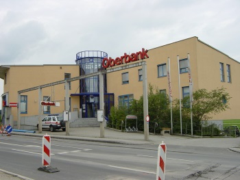Oberbank Filiale: Lenzing