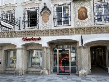Oberbank Filiale: Steyr - Stadtplatz