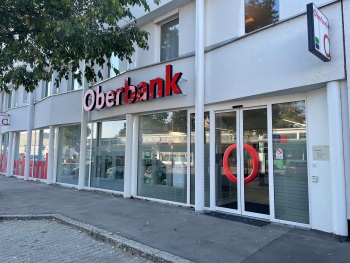 Oberbank Filiale: Schwechat
