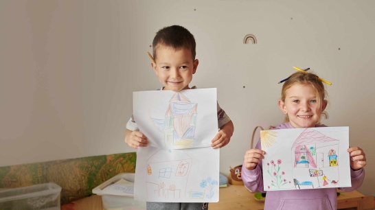 Ablebensvorsorge bei der Oberbank, spielende Kinder