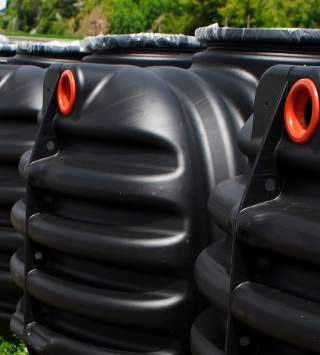 Wassertanks im Garten