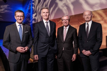 Gruppenfoto mit Markus Achleitner, Dr. Josef Weißl, Dr. Wilfried Haslauer und Dr. Franz Gasselsberger